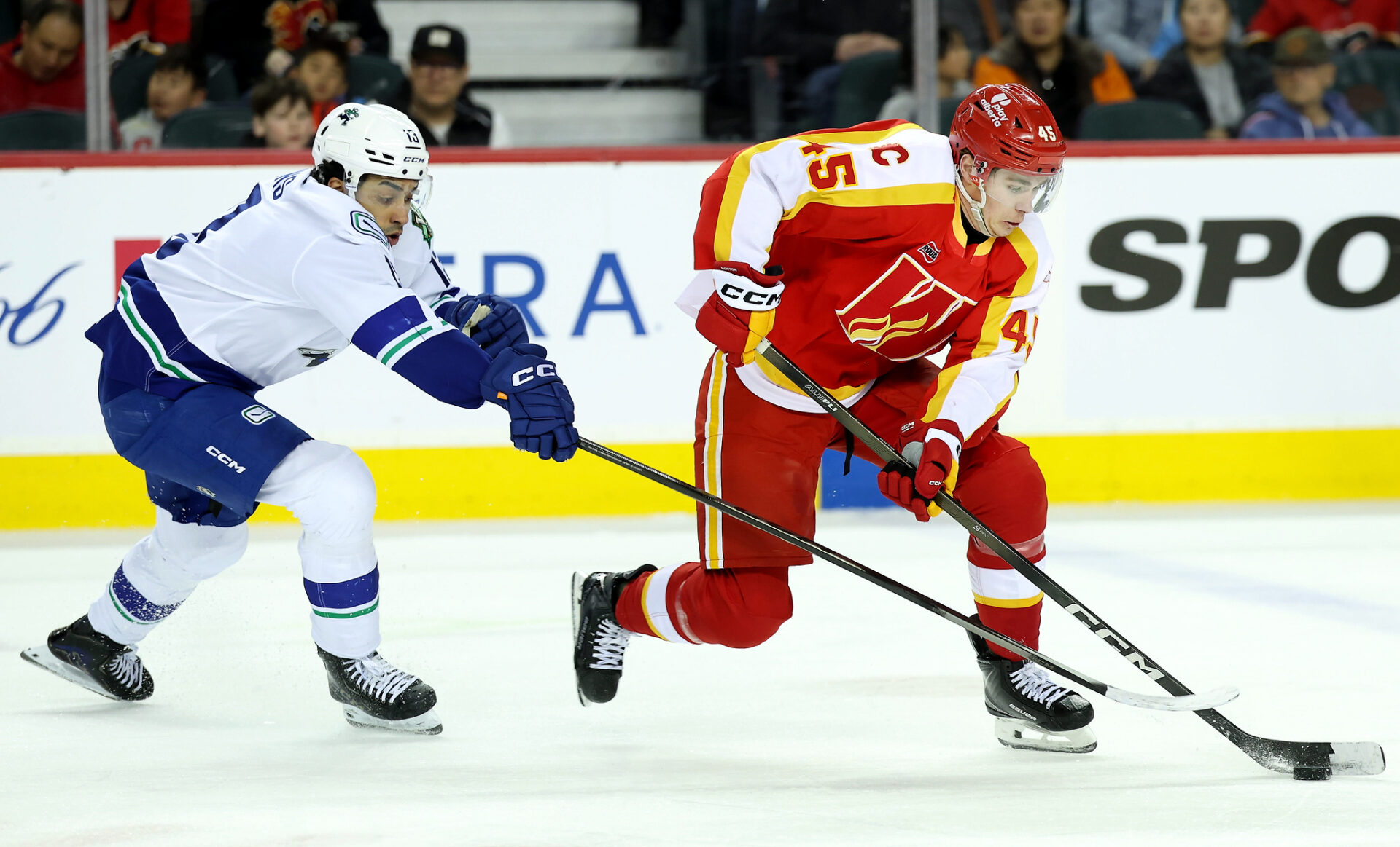 Wranglers Drop 5-4 Decision To Canucks